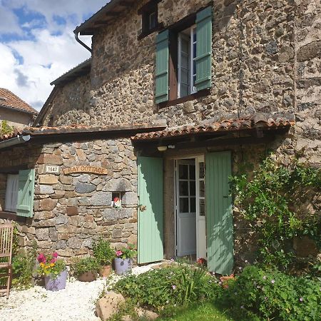 Bay Cottage Gite, Busserolles. Buitenkant foto