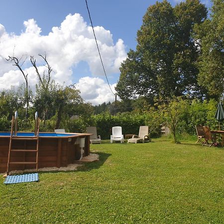 Bay Cottage Gite, Busserolles. Buitenkant foto