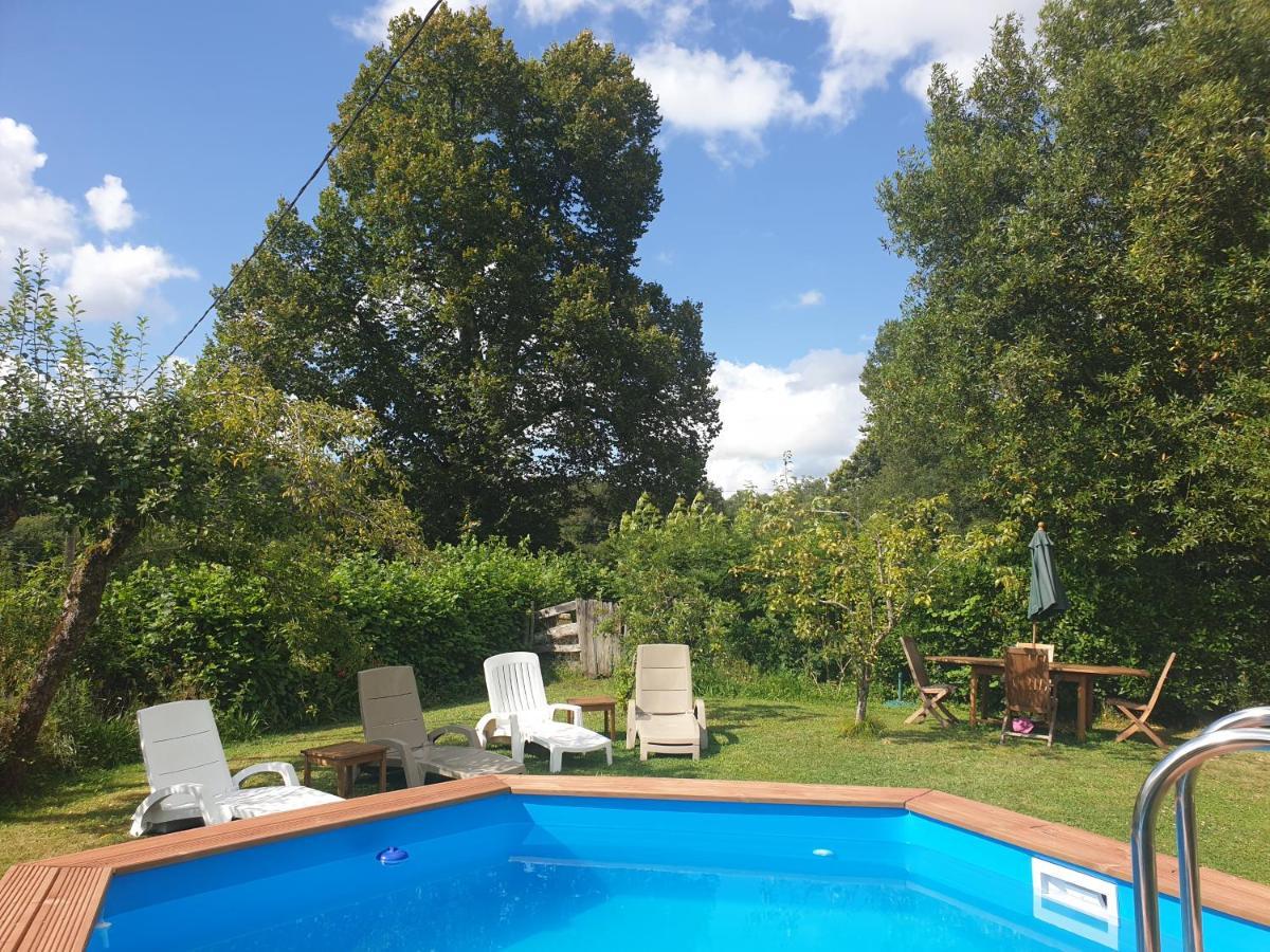 Bay Cottage Gite, Busserolles. Buitenkant foto